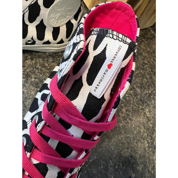 CONVERSE ❤️ Marimekko Black White Designer Sneakers - Picture 11 of 12